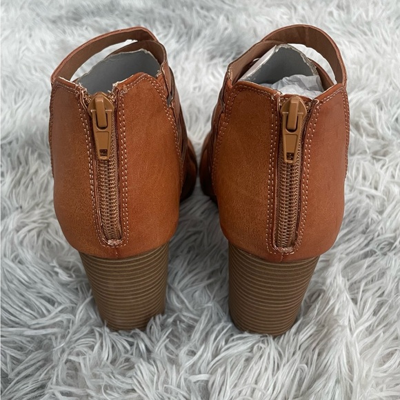 Rampage Womens RAM-Tariah Peep Toe Ankle Boots Brown Smooth Size 8M - Picture 3 of 4